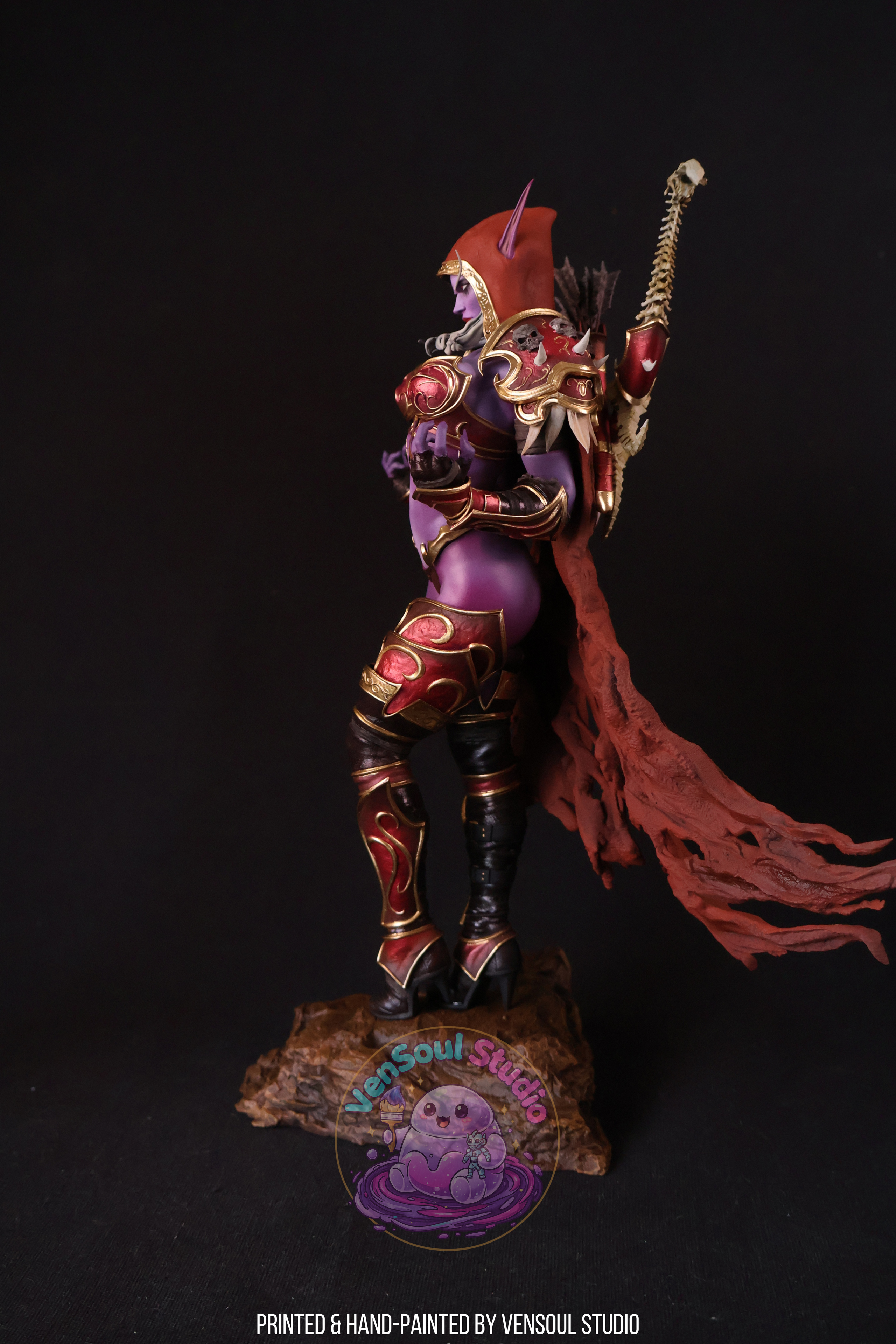 Sylvanas Windrunner Statue