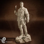 Aldo Raine Statue