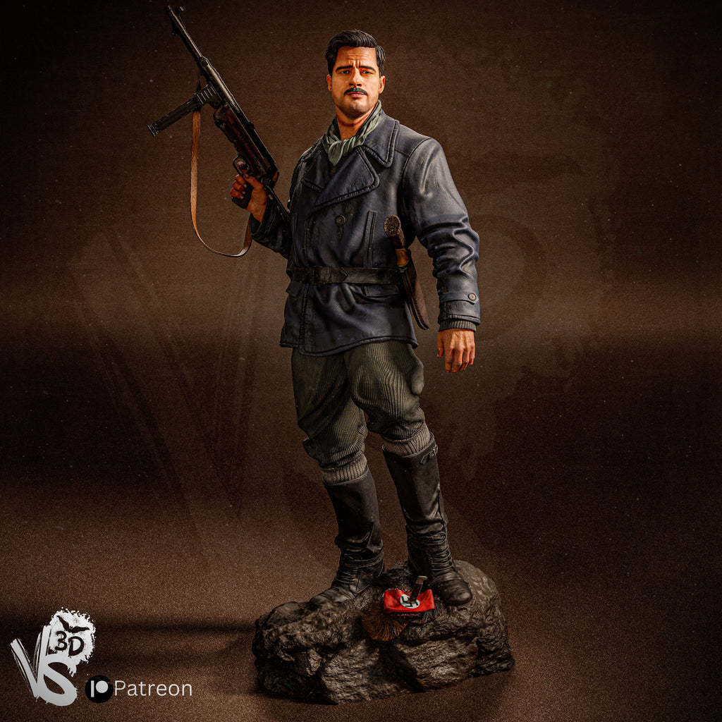 Aldo Raine Statue