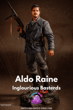 Aldo Raine Statue