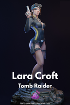 Abyss Raider Statue