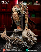 Draven King Statue