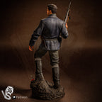 Aldo Raine Statue