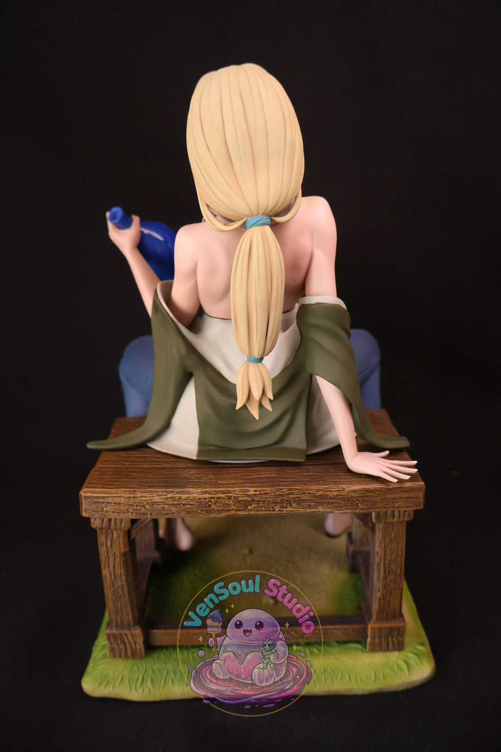 Legendary Healing Sannin Figure
