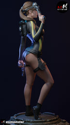 Abyss Raider Statue
