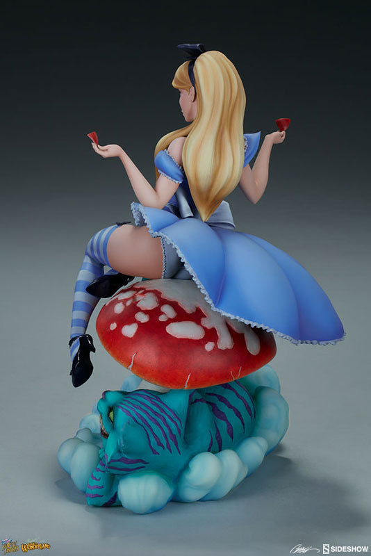 The Wonder Girl Statue