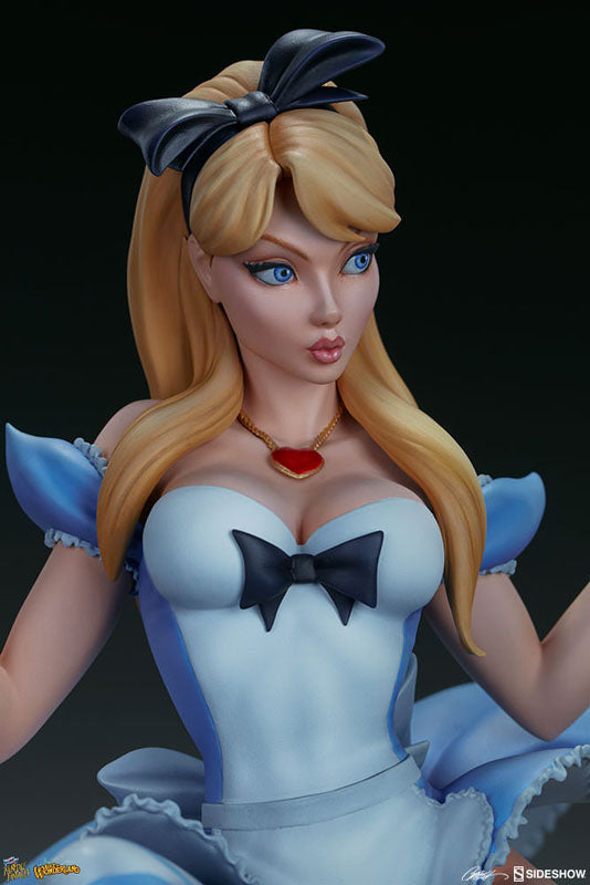 The Wonder Girl Statue