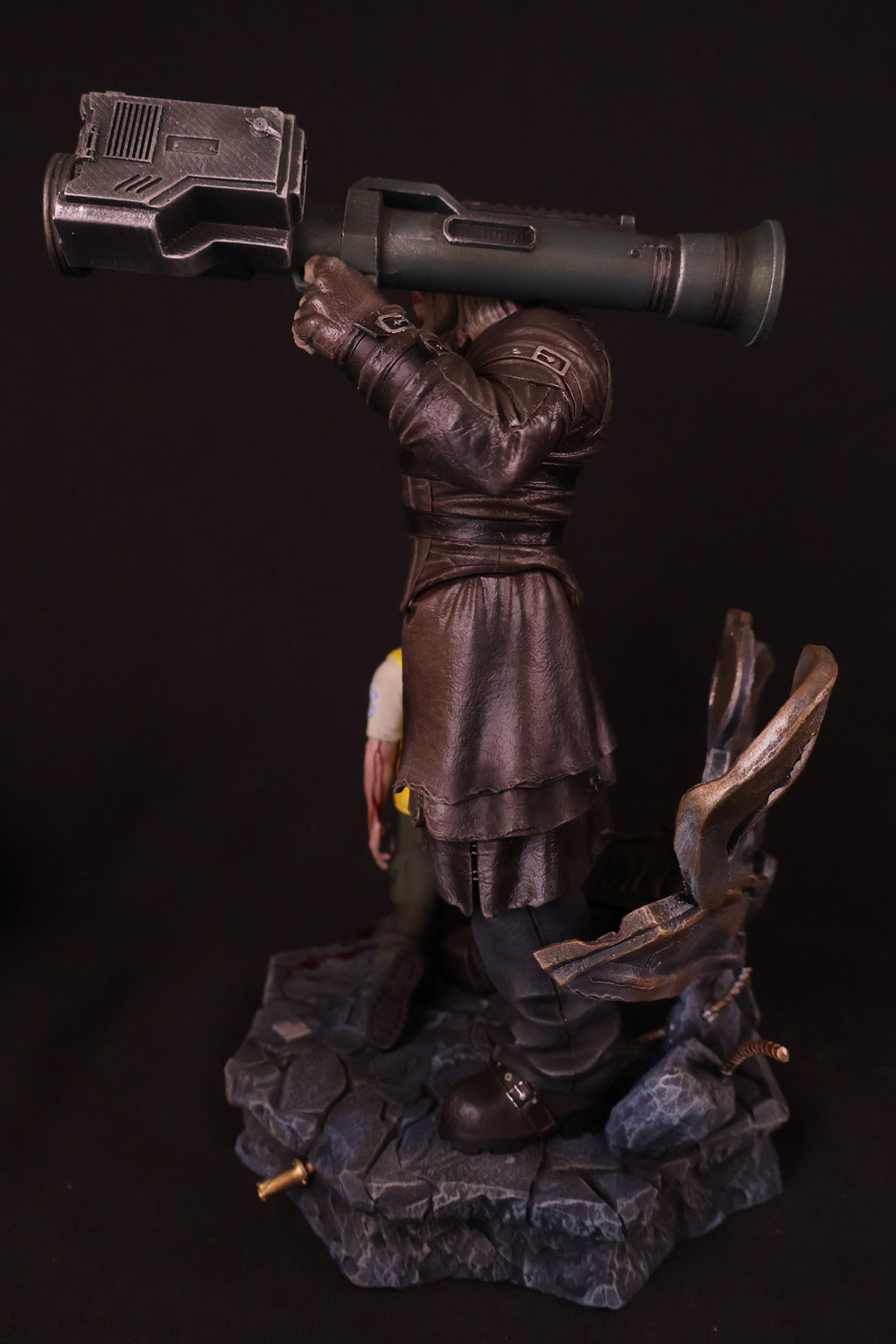 Mutated Tyrant Pursuer Statue