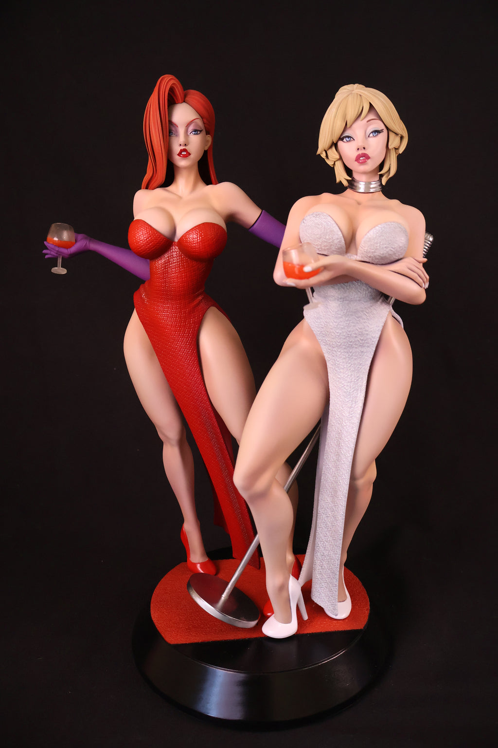 Toon Glamour Duo Diorama Statue