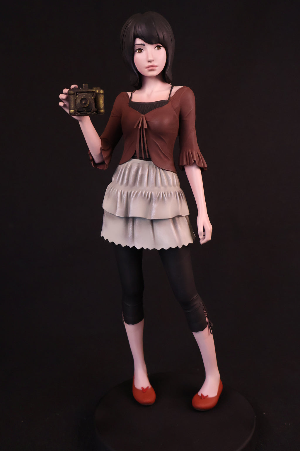 Spirit Camera Survivor Statue