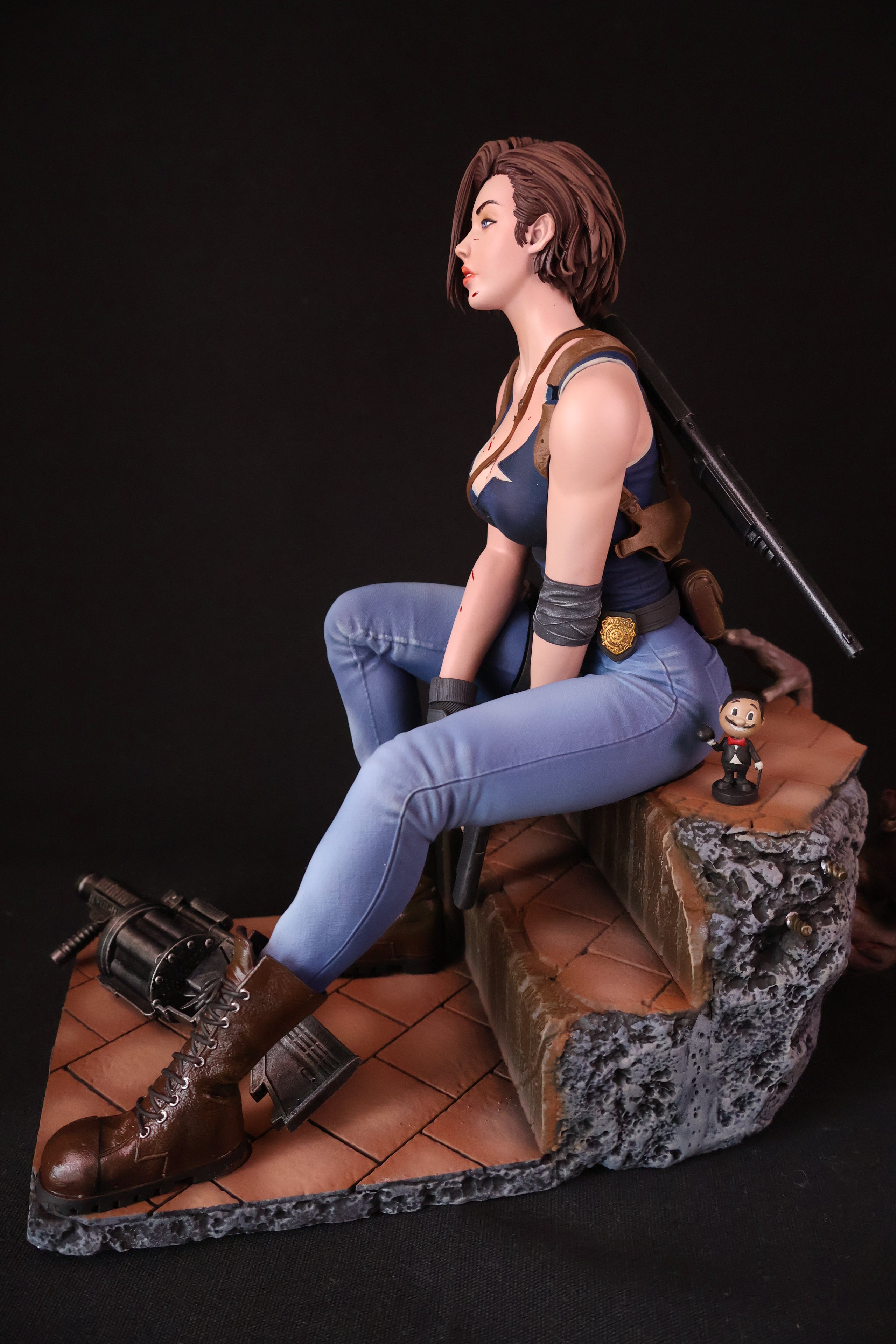 Valentine Survivor Statue