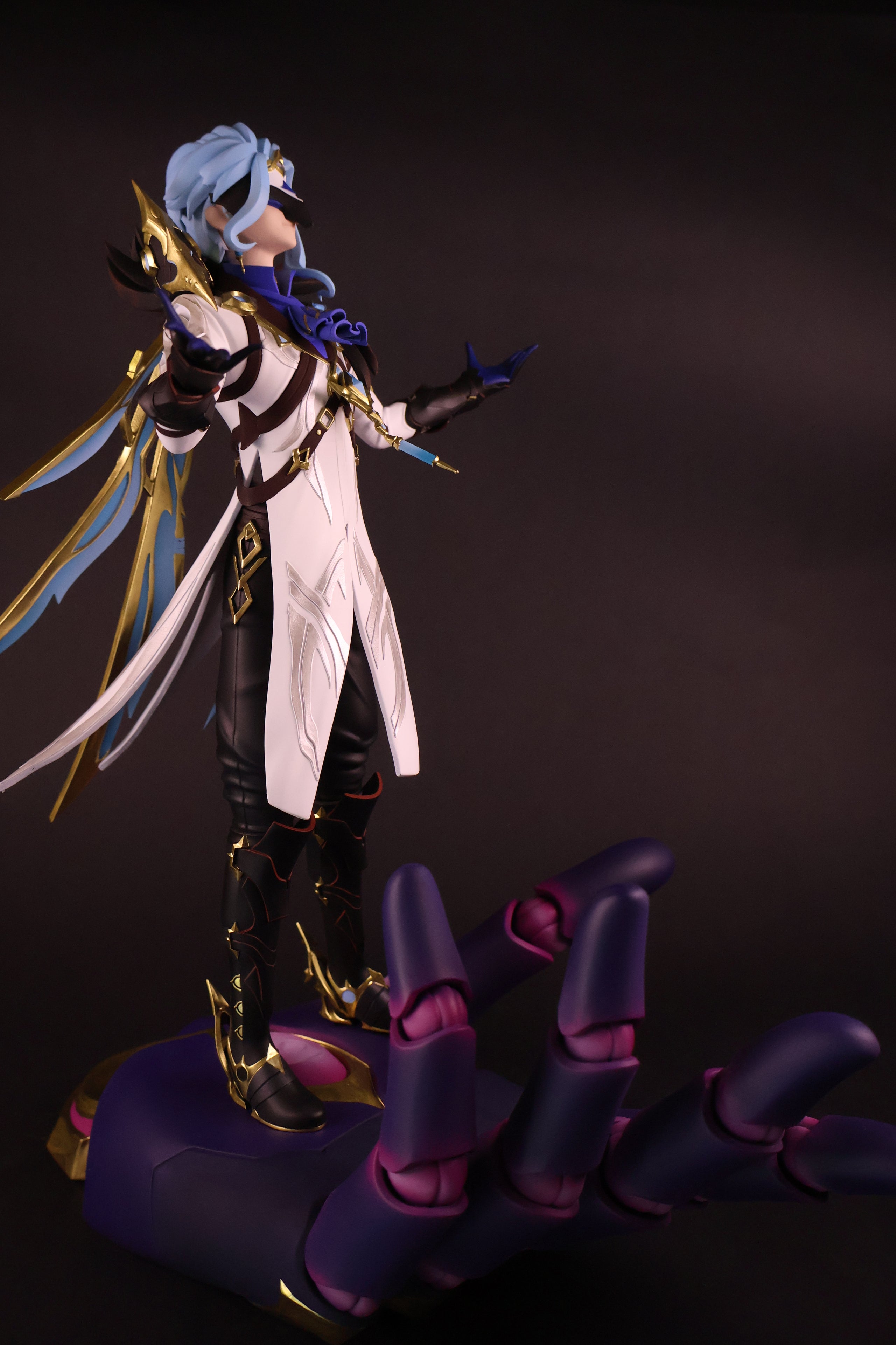 Dottore Statue