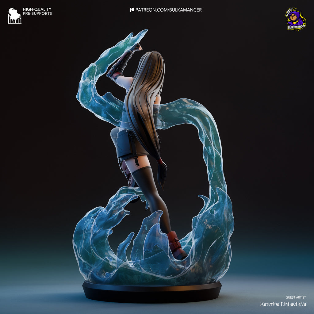 Tifa Lockhart Statue