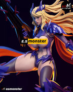 Saber Knight Queen Statue