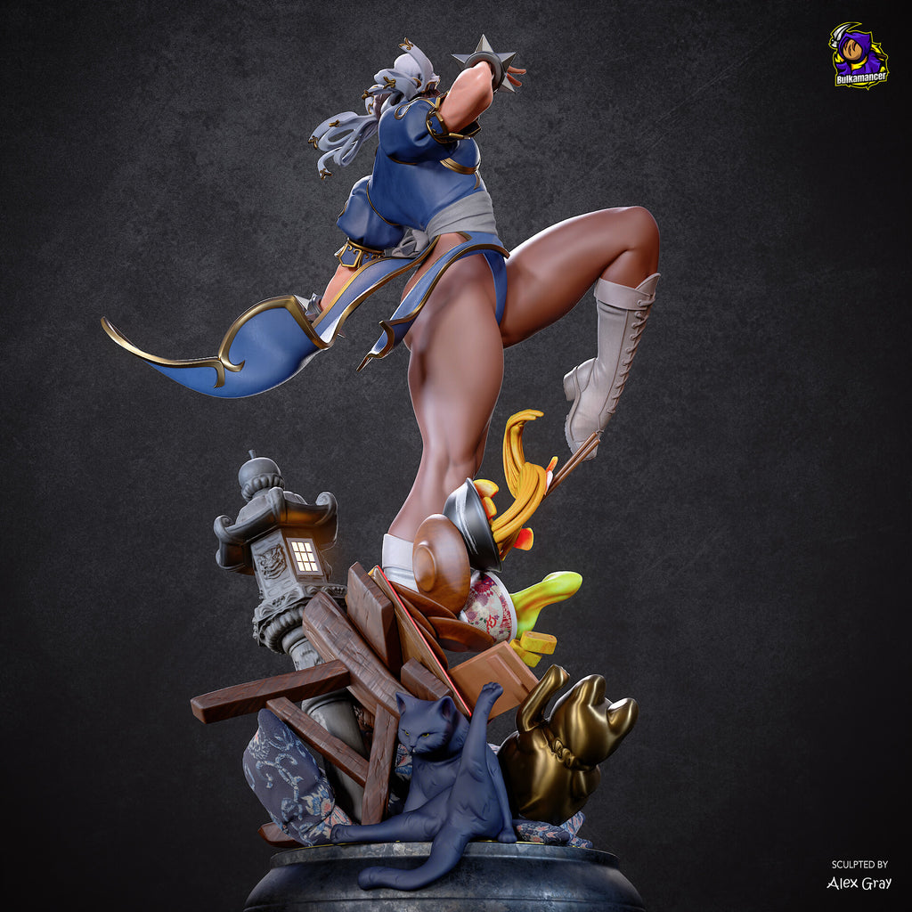 Chun-Li Statue
