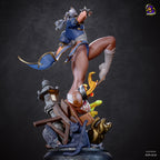 Chun-Li Statue