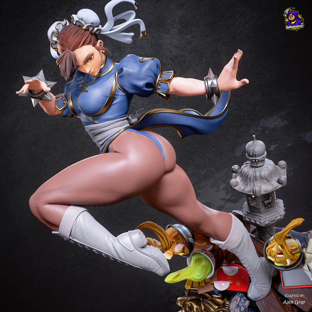 Chun-Li Statue