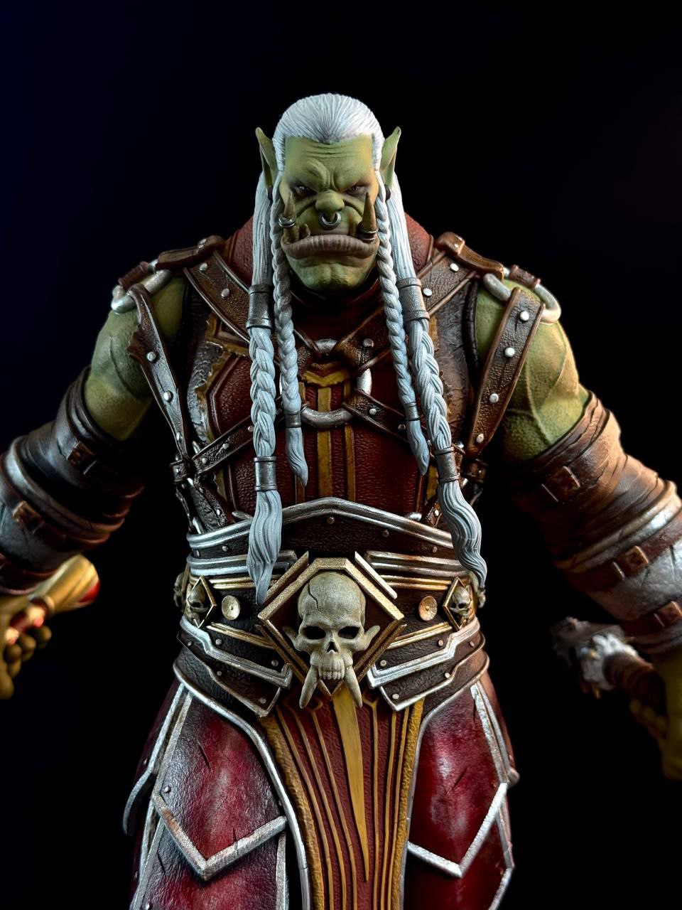 Varok Saurfang Statue
