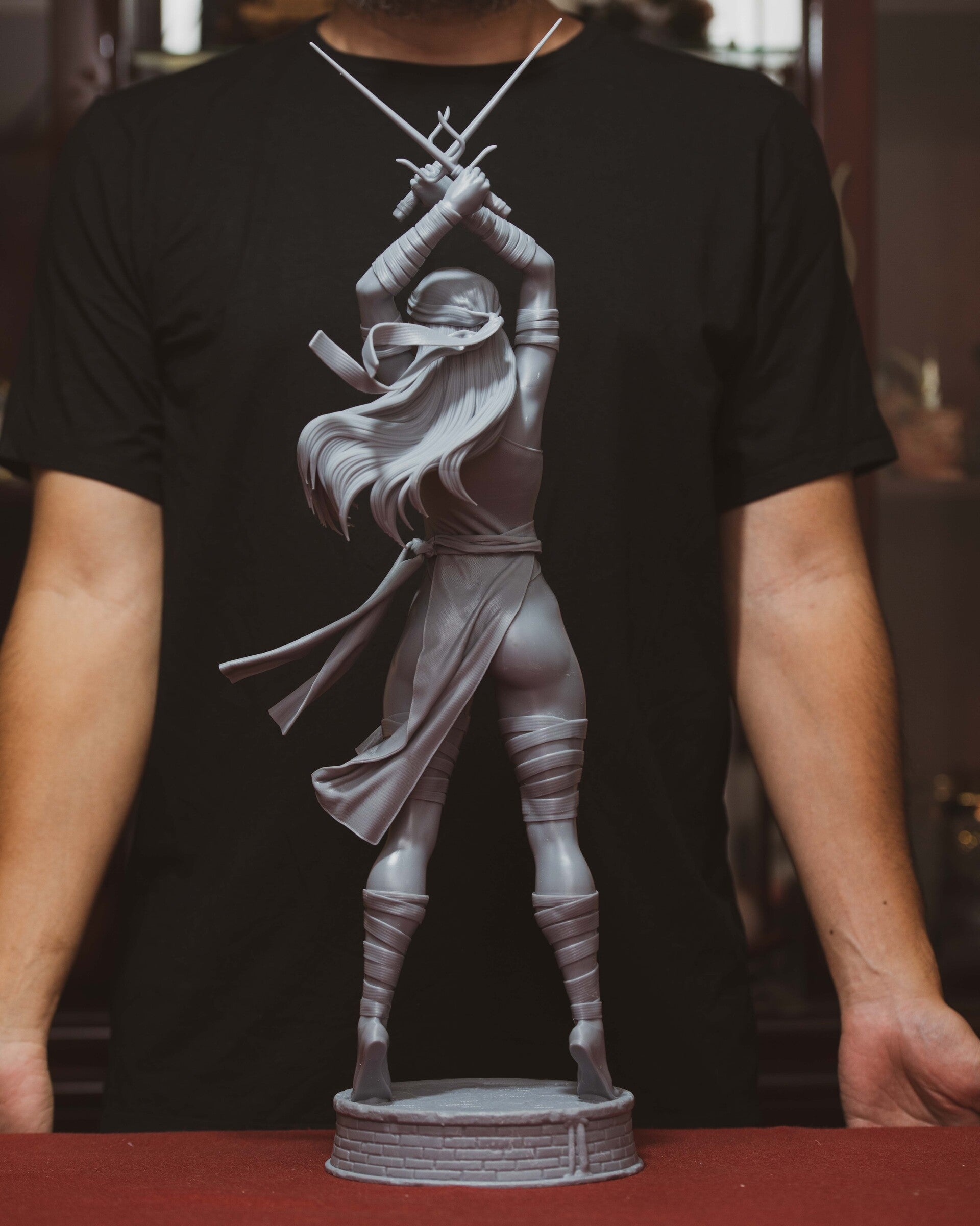 Elektra Statue