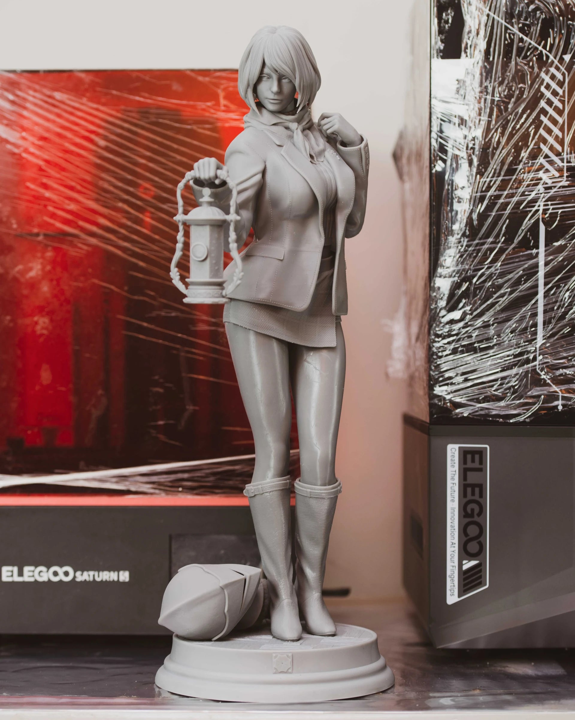 Presidential Daughter Statue