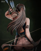 Lara Croft Statue