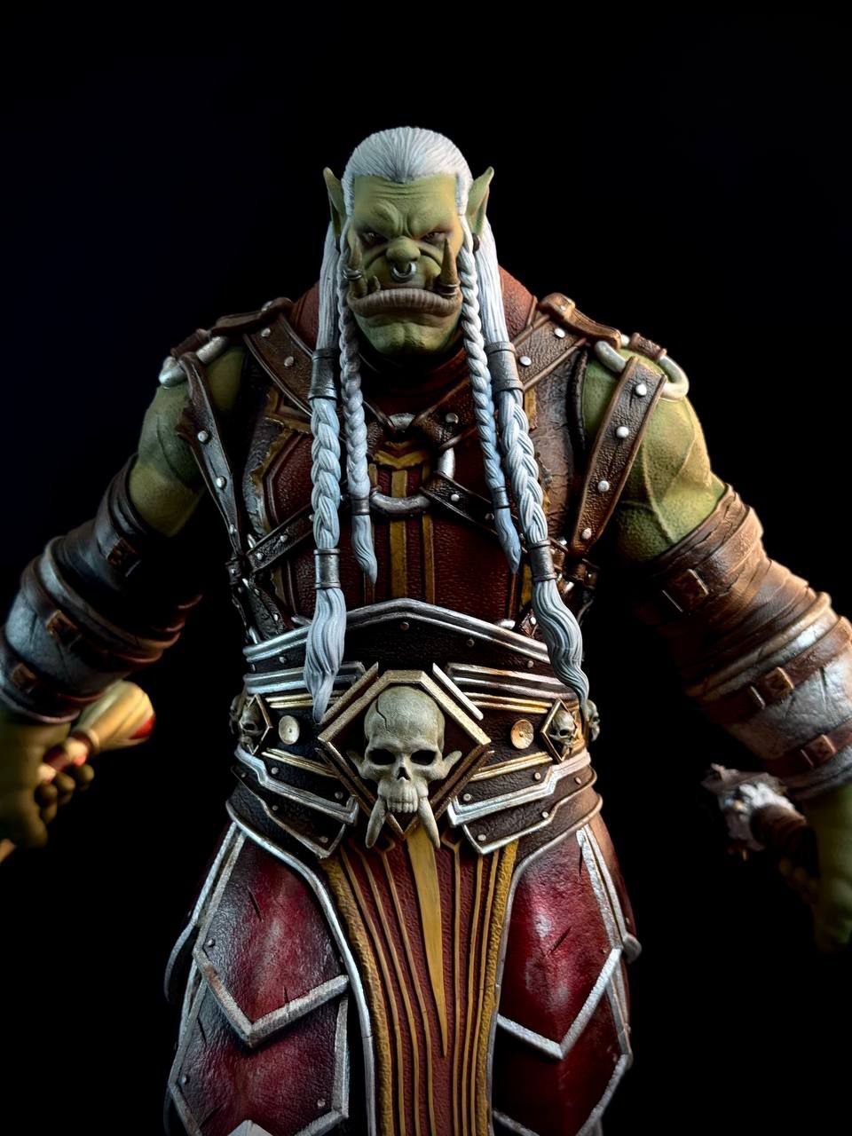 Varok Saurfang Statue