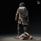 Verso Wanderer Statue